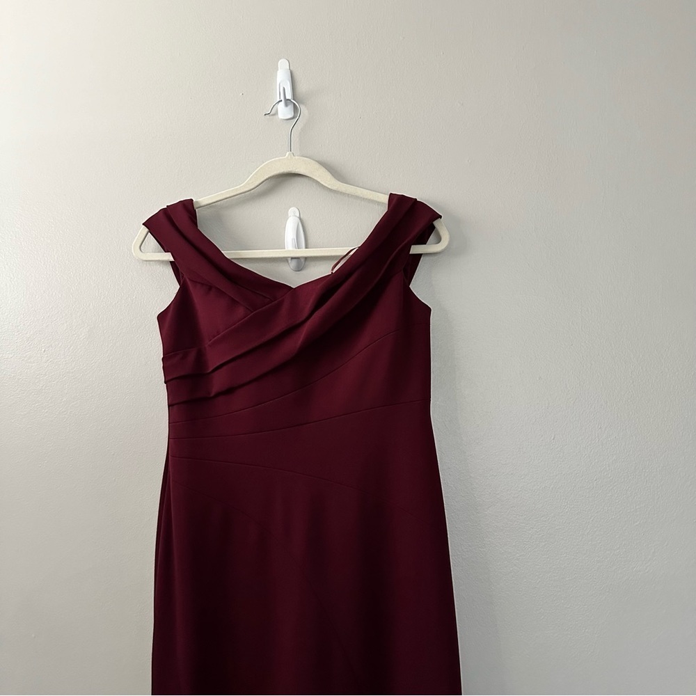 Aidan Mattox Burgundy Gown size 4